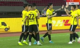 年轻球员爆料新闻最新,揭秘年轻球员的真实生存状态